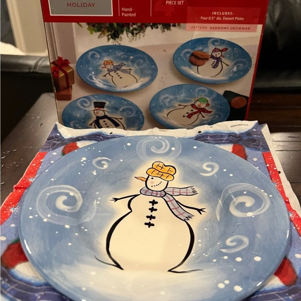 Vintage plates Christmas/Holiday Dessert appetizer Plates CHARMONY SNOWMAN